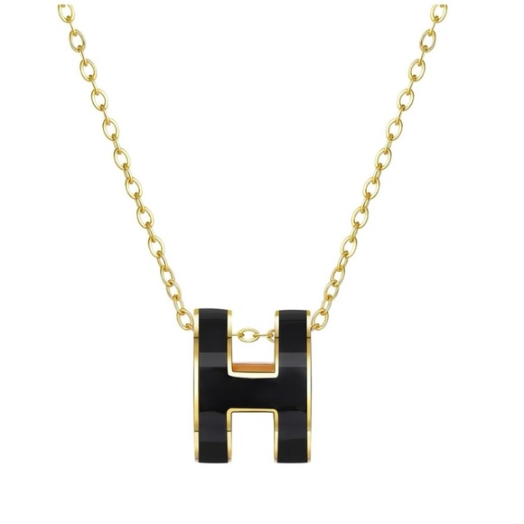 Jewelry - 18K GOLD PLATED H Enamel Pendant Necklace